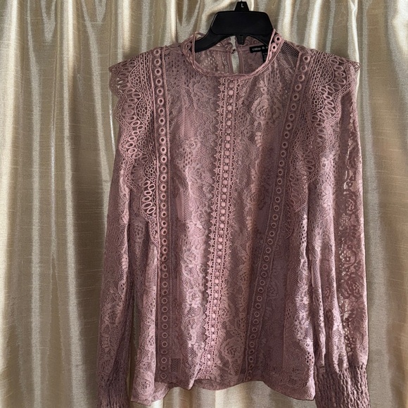 Chic Lace Mauve Blouse - Picture 1 of 9